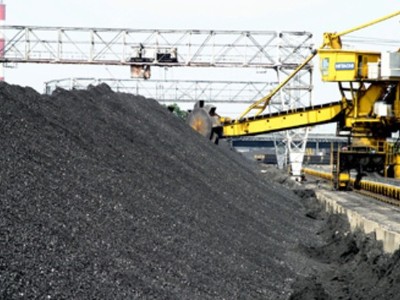 Việt Nam có nhu cầu nhập lượng than lớn từ Lào