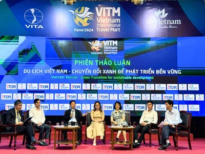 Diễn đàn “Du lịch Việt Nam- Chuyển đổi xanh để phát triển bền vững” có sự tham dự của 300 đại biểu trong nước, quốc tế. (Ảnh: Hạnh Phúc)