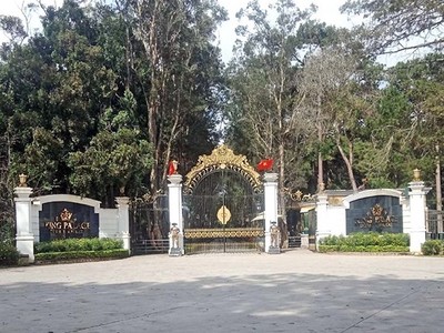 King Palace tại Dinh I do Công ty cổ phần Hoàn Cầu Đà Lạt làm chủ . Ảnh: P.V