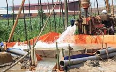 Súc xả nguồn cấp nước sùi bọt, màu vàng vào Nhà máy bia Sài Gòn - Lâm Đồng