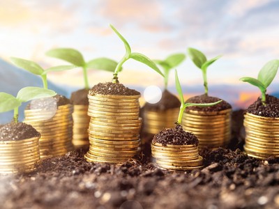 Nhóm ngành đầu tư công, xây lắp điện, bất động sản công nghiệp có triển vọng sáng 