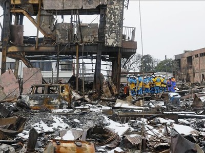 Lực lượng cứu hộ làm nhiệm vụ tại hiện trường động đất ở tỉnh Ishikawa, Nhật Bản ngày 9/1/2024. Ảnh: Kyodo/TTXVN