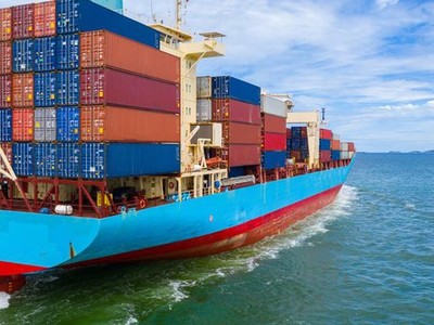 Bộ Công thương và Thương vụ Việt Nam tại UAE đã hỗ trợ để doanh nghiệp Việt lấy lại 13,4 tỷ đồng từ đối tác UAE.