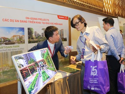 Các môi giới viên bất động sản đóng vai trò quan trọng trong sự phục hồi của thị trường. Ảnh: Lê Toàn