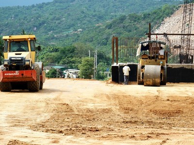 Nối dài tuyến động lực cao tốc Bắc - Nam phía Đông