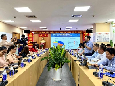 Họp báo thông tin về Hội chợ hàng Việt Nam tiêu biểu xuất khẩu 2024.