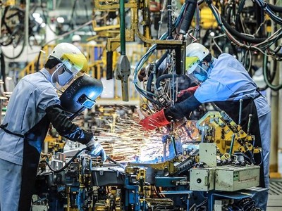 Ngành sản xuất tiếp tục cải thiện