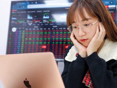 Dòng tiền trên thị trường chứng khoán đang chững lại, khiến thanh khoản giảm