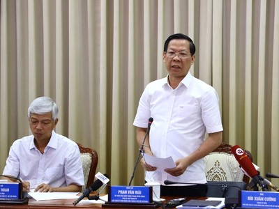 Ông Phan Văn Mãi, Chủ tịch UBND TP.HCM cho rằng quý I tăng trưởng tốt, nhưng sang quý II có duy trì được không thì cần phải nỗ lực nhiều hơn và có giải pháp. Ảnh: TTBC TP.HCM