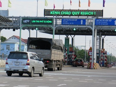 Dòng xe đua nhau né trạm thu phí Điện Bàn, chủ đầu tư lo “bể” phương án tài chính 