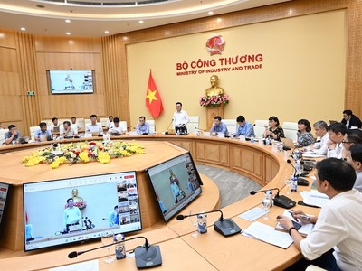 Đường dây 500 kV mạch 3 kết thúc công tác kéo dây vào ngày 15/6/2024