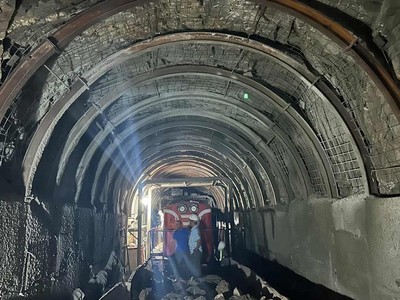 Sự cố sạt lở hầm Bãi Gió đã ảnh hưởng lớn đến hoạt động khai thác vận tải trên tuyến đường sắt Bắc - Nam.