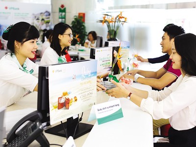 Lãi suất huy động của các ngân hàng thương mại đang có xu hướng tăng nhẹ. Ảnh: Dũng Minh