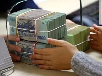 Lãi suất tiết kiệm được hầu hết ngân hàng tái tăng, mức cao nhất lên 6,2-6,3%/năm.