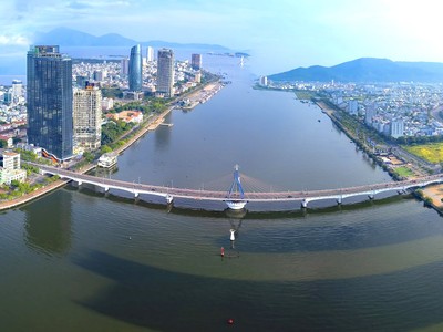 Sông Hàn - dòng sông “biểu tượng” của Đà Nẵng. Ảnh Nguyễn Trình