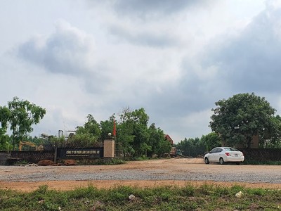 Mặt bằng đoạn qua Công ty CP Lâm sản Quảng Trị hiện vẫn chưa được bàn giao cho dự án.