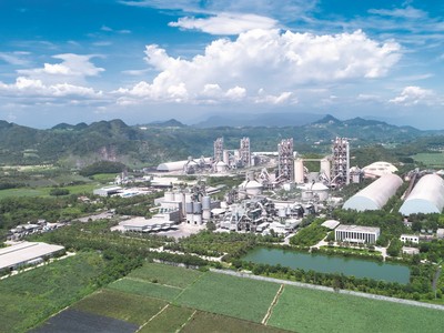 Nhà máy Xi măng Long Sơn tại phường Đông Sơn, thị xã Bỉm Sơn, tỉnh Thanh Hóa.