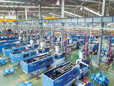 Việt Nam hiện có gần 4.000 doanh nghiệp nhựa, trong đó các doanh nghiệp lớn chiếm 10%