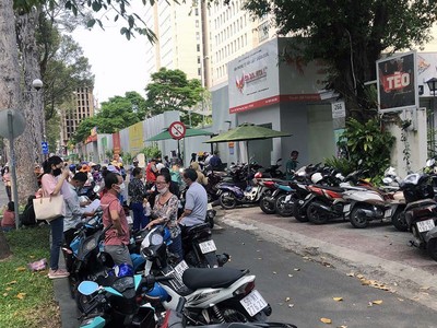 Rất nhiều trái chủ gửi hồ sơ tố cáo, nhưng chưa thấy ai là trái chủ trái phiếu mã SNWCH1823001 của Sunny World.