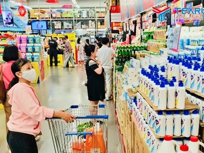 Giá cả nhiều mặt hàng tăng có thể ảnh hưởng đến mục tiêu kiểm soát lạm phát của Việt Nam