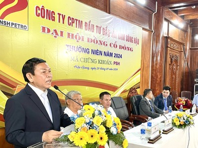 Ông Mai Văn Huy, Chủ tịch HĐQT NSH Petro phát biểu tại Đại hội đồng cổ đông thường niên Công ty năm 2024