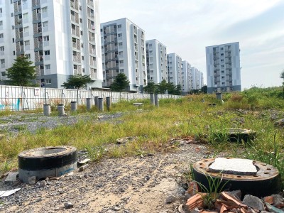 Rất nhiều dự án nhà ở xã hội gặp vướng mắc về đất đai. Ảnh: Dũng Minh 