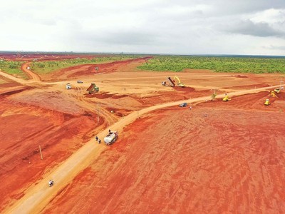 Thi công san nền tại Dự án cảng hàng không quốc tế Long Thành. (Ảnh: Lê Toàn)