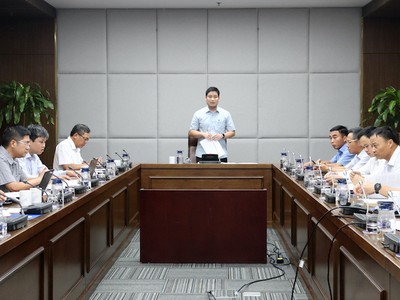  Uỷ ban quản lý vốn nhà nước tại doanh nghiệp làm việc với các tập đoàn để huy động nguồn nhân lực cho thi công Đường dây 500 kV mạch 3.