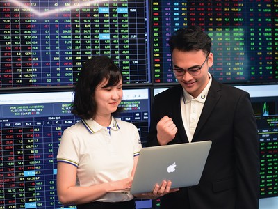 Nhờ xử lý các khoản nợ xấu lớn, cổ phiếu Sacombank đang thu hút sự quan tâm của nhà đầu tư