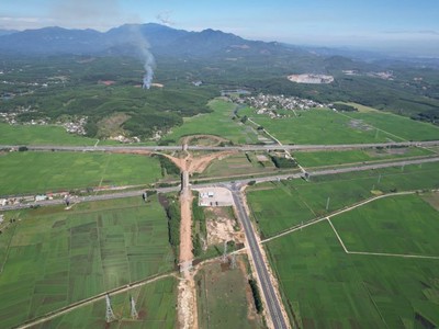 Cần sớm hoàn thành nút giao Dung Quất - Trì Bình nhằm tạo điều kiện thuận lợi thu hút đầu tư vào Khu kinh tế Dung Quất.