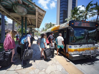 Honolulu (Hawaii) được chính phủ liên bang tài trợ tổng 75 triệu USD cho dự án xe bus điện nhằm giảm phát thải khí nhà kính có hại