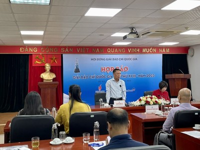 Buổi họp báo Giải Báo chí Quốc gia lần thứ XVIII - năm 2023 sáng 19/6. (Ảnh: K.T)