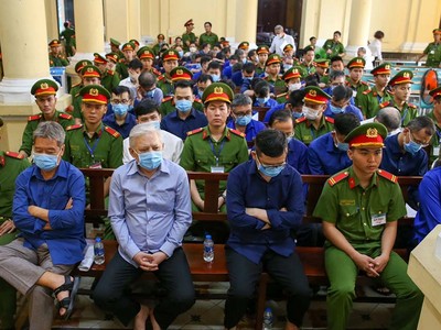 Những lỗ hổng pháp lý đã bị các bị cáo trong “băng nhóm” của Trương Mỹ Lan lợi dụng khai thác, gây nên “đại án lịch sử”