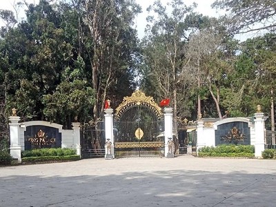 Dự án King Palace của Công ty cổ phần Hoàn Cầu Đà Lạt bị tỉnh Lâm Đồng thu hồi, nhưng tỉnh này phải bồi thường chi phí mà doanh nghiệp đã đầu tư.