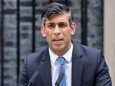 Thủ tướng Anh Rishi Sunak phát biểu tại thủ đô London. (Ảnh: THX/TTXVN)