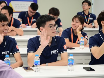 Các học viên tham dự Lễ khai giảng Khóa đào tạo ''Thiết kế vi mạch bán dẫn - IC Design'' tại PSTC