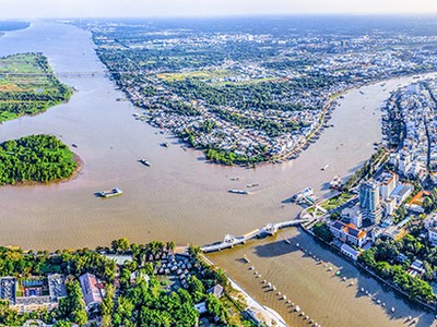 Để thực hiện mục tiêu đến năm 2030 tăng trưởng GRDP bình quân từ 7,5- 8%, Cần Thơ dự kiến cần huy động tổng số vốn đầu tư toàn xã hội khoảng 422,3 nghìn tỷ đồng.. Ảnh: Trần Vũ