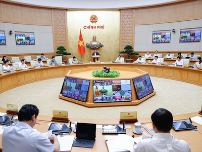 Phiên họp Chính phủ thường kỳ tháng 6 và Hội nghị Chính phủ với các địa phương. (Ảnh: VGP)