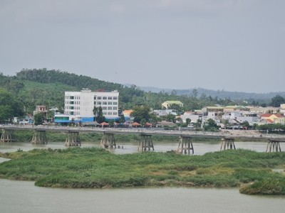 Đề xuất dừng khởi công Dự án cầu Trà Khúc 1.