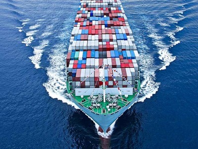 Giá cước vận tải biển tăng, ùn tắc tại một số cảng châu Á đã ảnh hưởng đến cạnh tranh của hàng Việt Nam xuất khẩu.