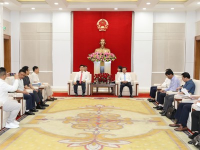 Quang cảnh buổi làm việc. Ảnh: Đỗ Phương