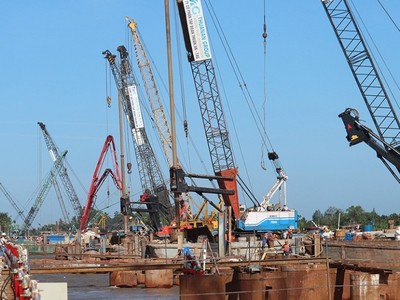 Thi công xây dựng cầu Đại Ngãi 2.