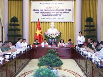 Quang cảnh buổi họp báo.