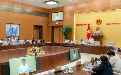 Phiên họp sáng 23/7 của Ủy ban Thường vụ Quốc hội.