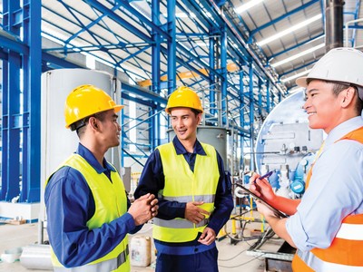 Nhiều lĩnh vực kinh doanh dần có sự khởi sắc, nhưng so với nền thấp của năm ngoái