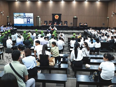 Các bị cáo đã nâng khống vốn điều lệ ROS và thao túng thị trường chứng khoán đối với 5 mã cổ phiếu AMD, HAI, GAB, FLC, ART 