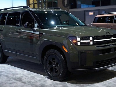 Một chiếc Hyundai Santa Fe 2024 tại Triển lãm ô tô quốc tế New York 2024 (NYIAS) ở New York, vào ngày 28/3/ 2024. Ảnh: Bing Guan/Bloomberg