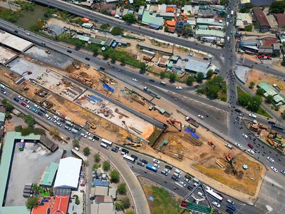 Hầm chui nút giao An Phú đang thi công để thông xe vào cuối năm 2024 - Ảnh: Lê Toàn 