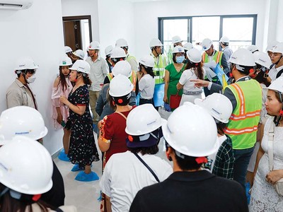 Khách hàng mua nhà được hưởng lợi trong cuộc cạnh tranh về giá của các chủ đầu tư dự án. (Ảnh: G.H)