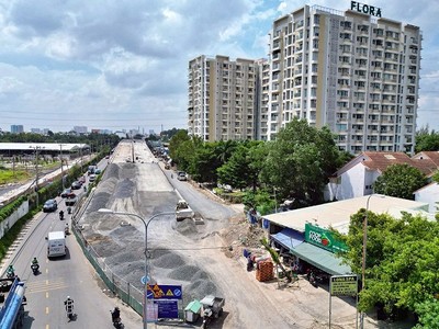 Theo kế hoạch, dự án cầu Nam Lý sẽ được thông xe kỹ thuật trước ngày 15/9.